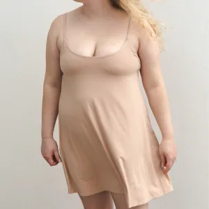 Betty Dress - Swinging Slip Dress w/ Shelf Bra - Light Nude