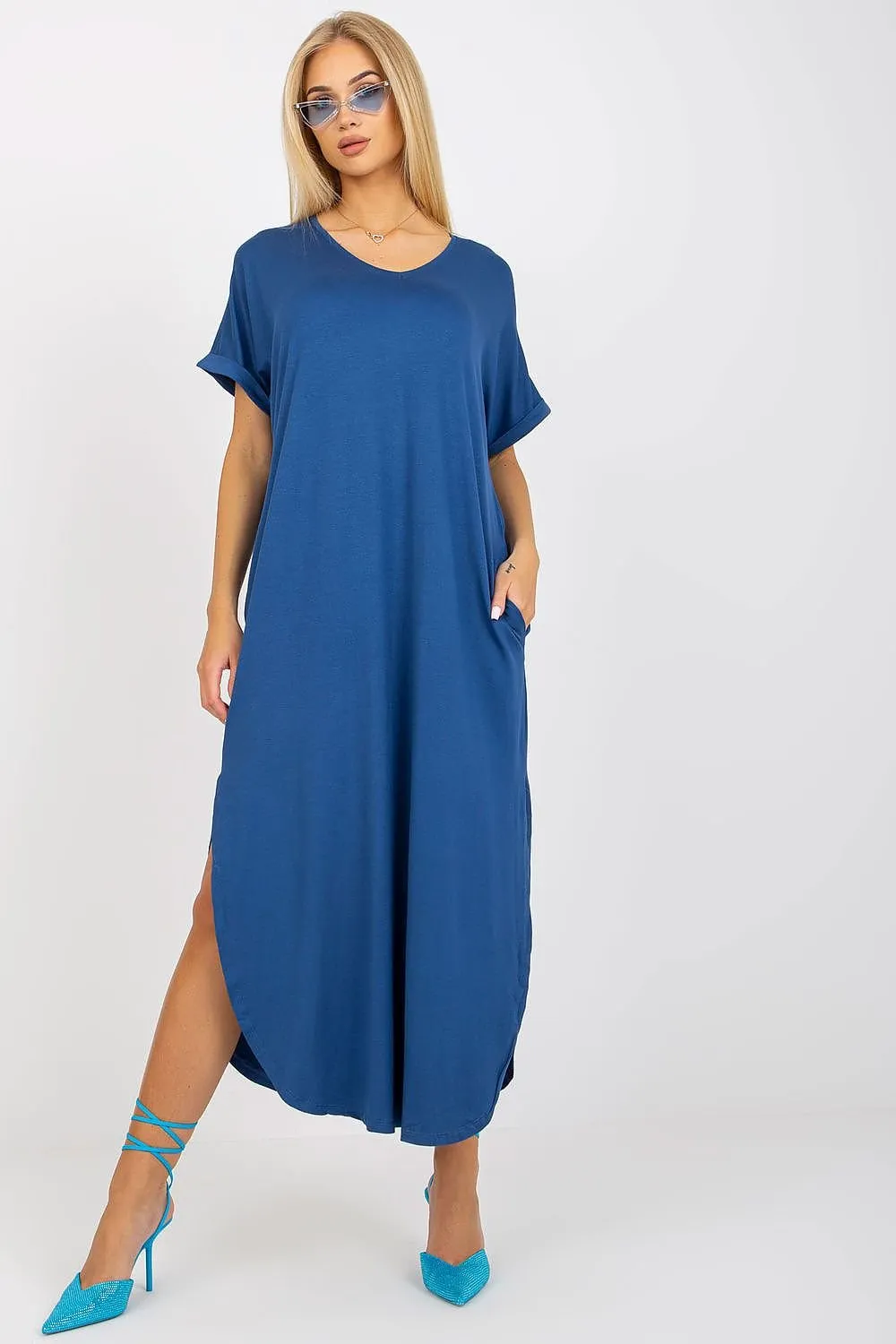 Chic Everyday Dress with Functional Side Pockets