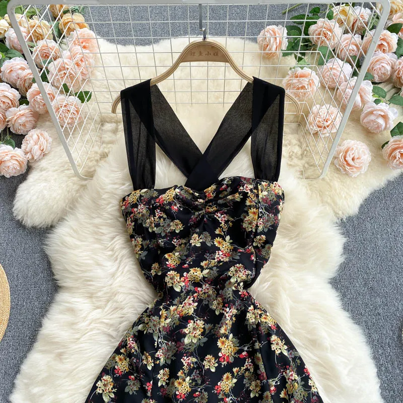 Halter Strap Floral Suspender Dress