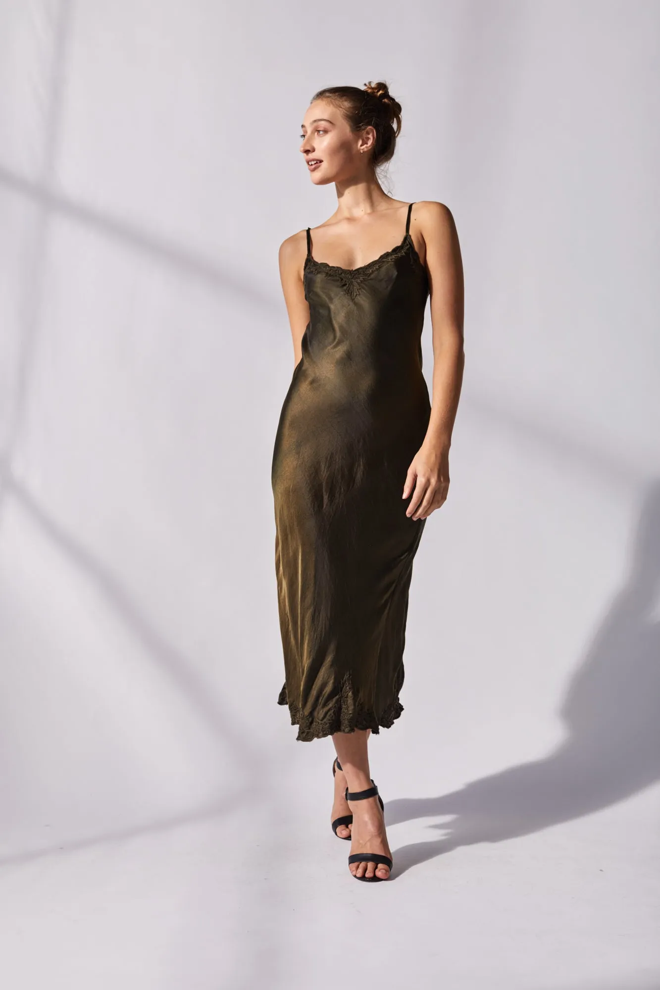 Marilyn Luxe Silk Dress - Dark Olive