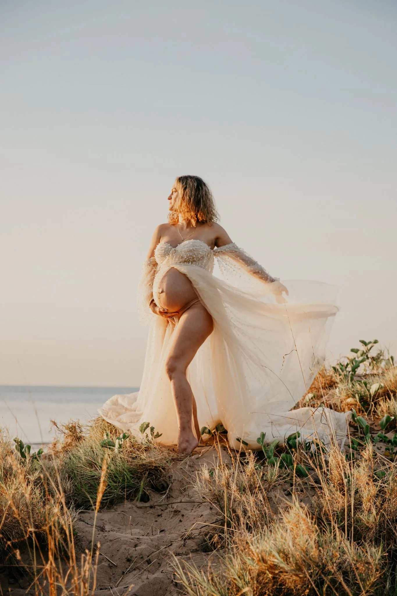 Maternity Photoshoot Dresses - Pearl Tulle Long Sleaves - Champagne - RENTAL