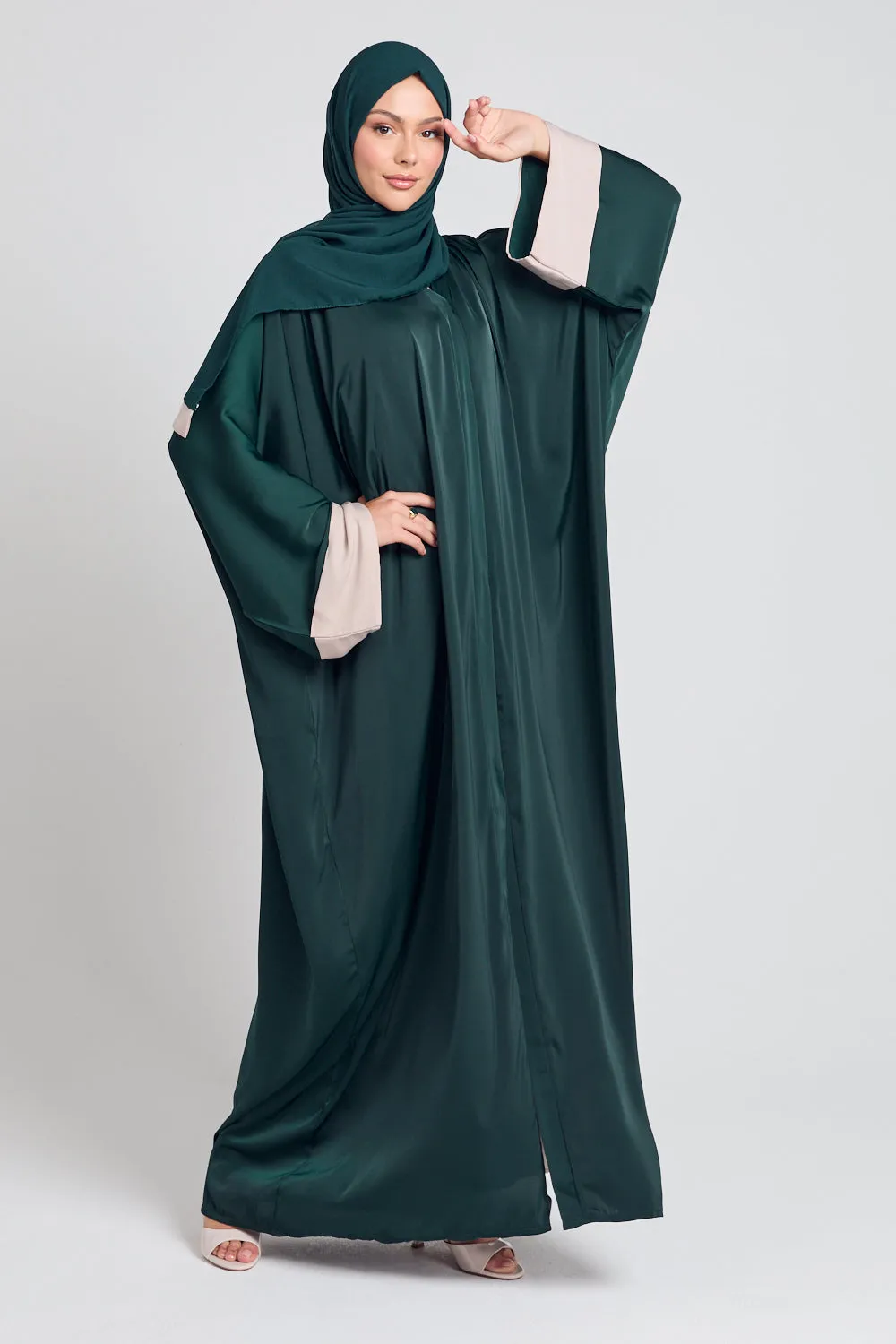 Open Farasha With Folded Contrast Cuffs - Forest Green