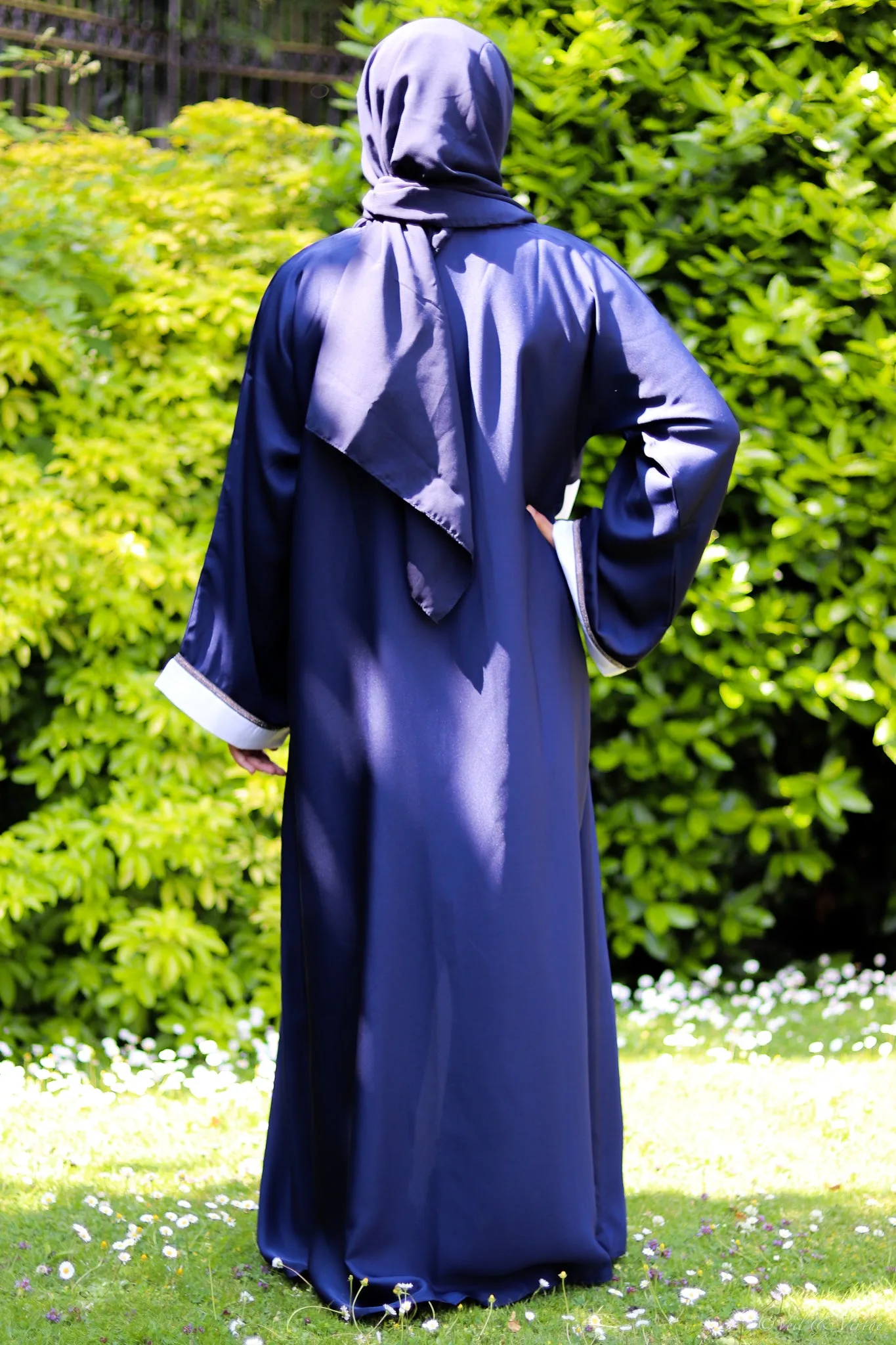 Reema Navy Contrast Abaya and Slip Set