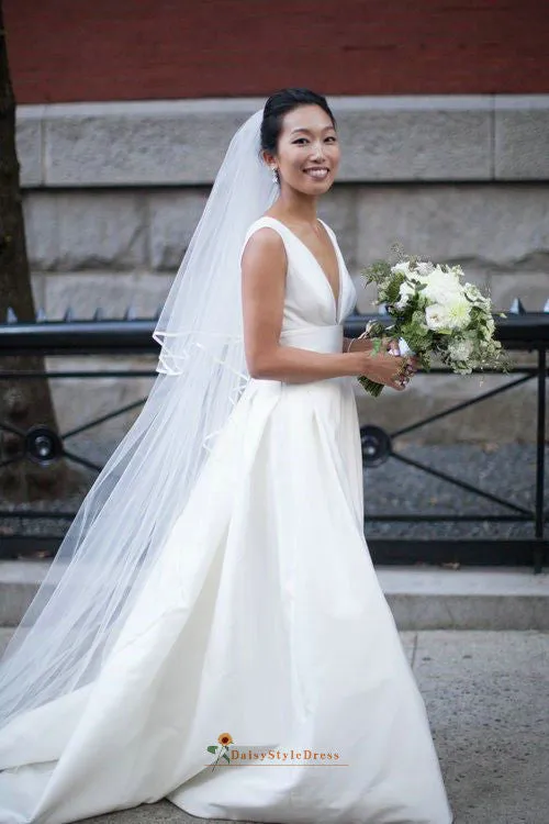 Simple  A line V-neck Ivory Wedding Dress