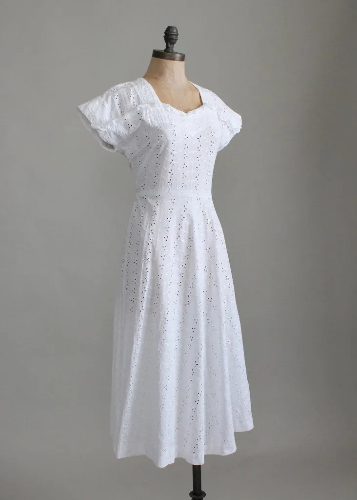 Vintage 1940s Sweetheart Ruffle White Eyelet Dress