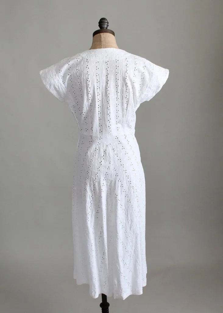 Vintage 1940s Sweetheart Ruffle White Eyelet Dress