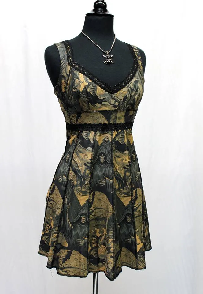 VINTAGE STYLE COCKTAIL DRESS - HELLFIRE PRINT